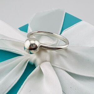 Tiffany 8mm Hardware Ball Ring size 9.5